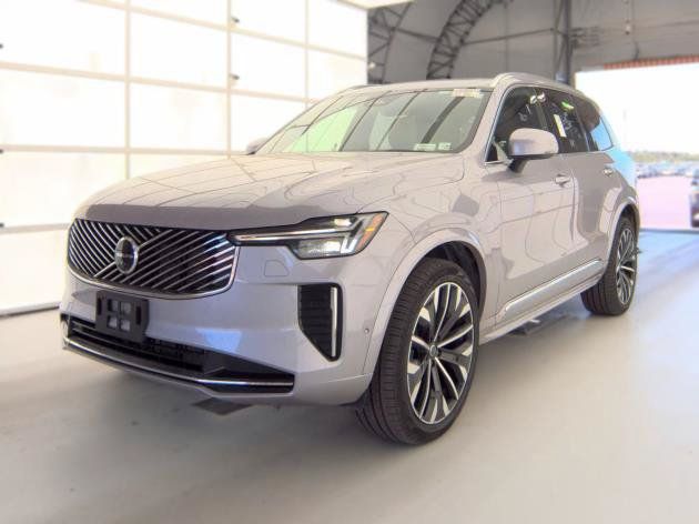 Used 2026 Volvo XC90 B6 Plus AWD/4WD image 1