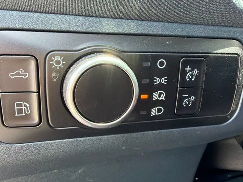 Used 2023 Ford Maverick XLT FWD image 16