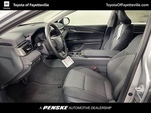 Used 2026 Toyota Camry LE w/ Convenience Package FWD image 21