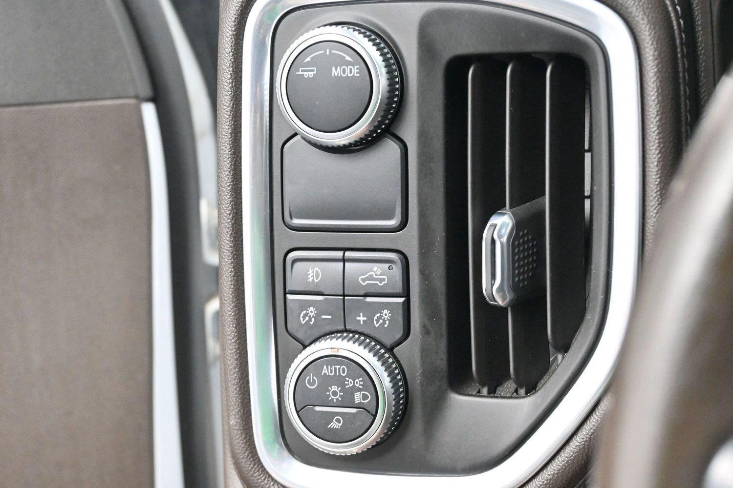 Used 2020 GMC Sierra 1500 Elevation w/ Elevation Value Package RWD image 19