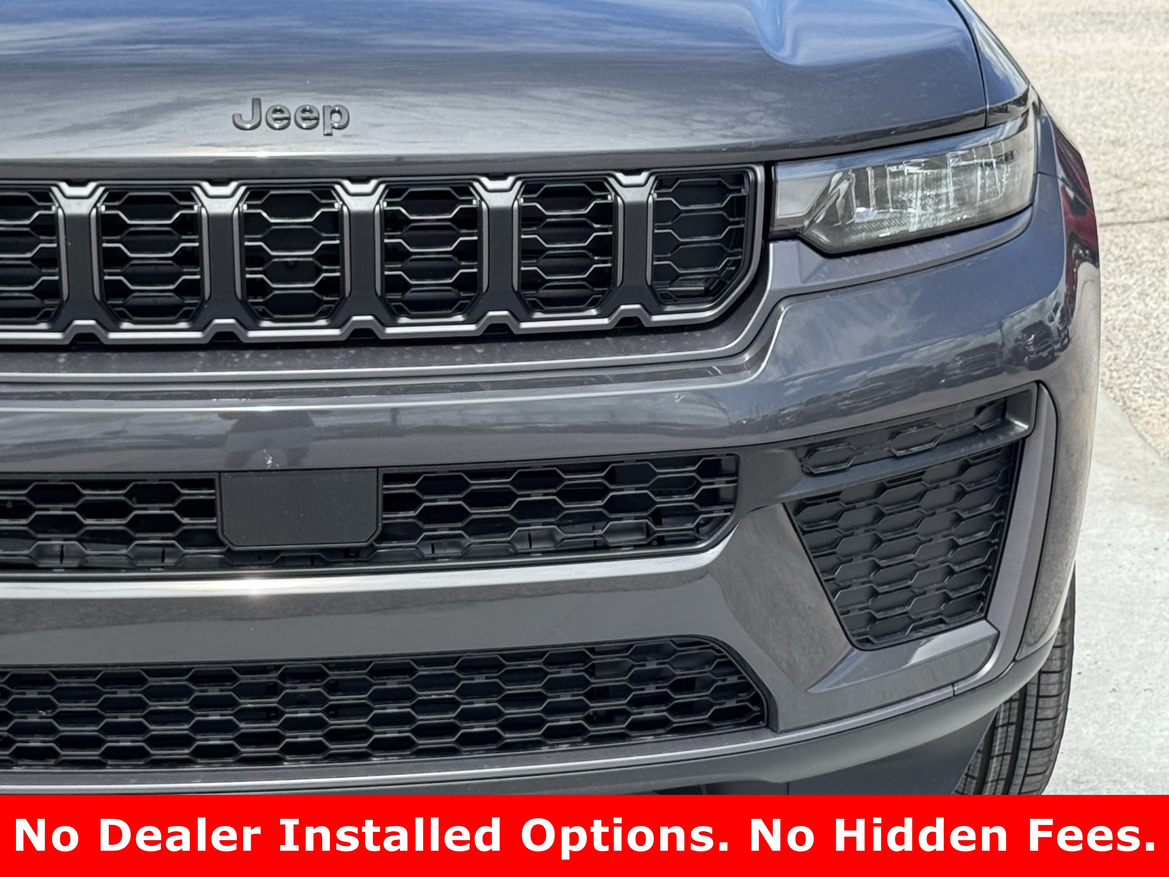 New 2026 Jeep Grand Cherokee Altitude RWD image 5
