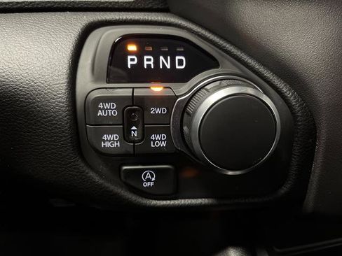 New 2026 RAM 1500 Big Horn w/ Night Edition image 20