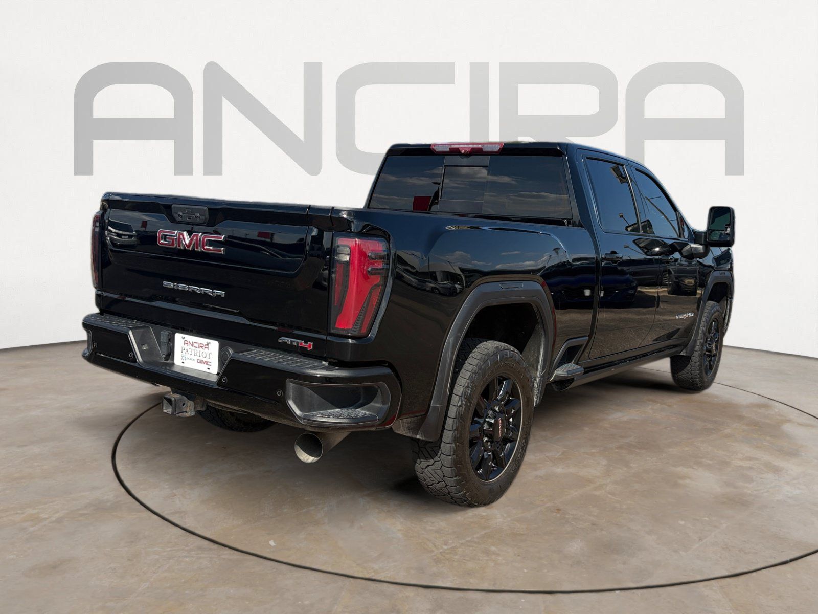 Used 2024 GMC Sierra 2500 AT4 w/ AT4 Premium Plus Package AWD/4WD image 10