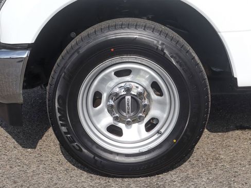 Used 2022 Ford F350 XL w/ Power Equipment Group RWD image 40