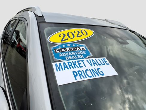 Used 2020 Nissan Rogue SV AWD/4WD image 9