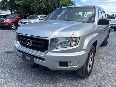 Used 2011 Honda Ridgeline RT image 2