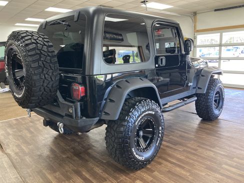 Used 2006 Jeep Wrangler Rubicon image 6