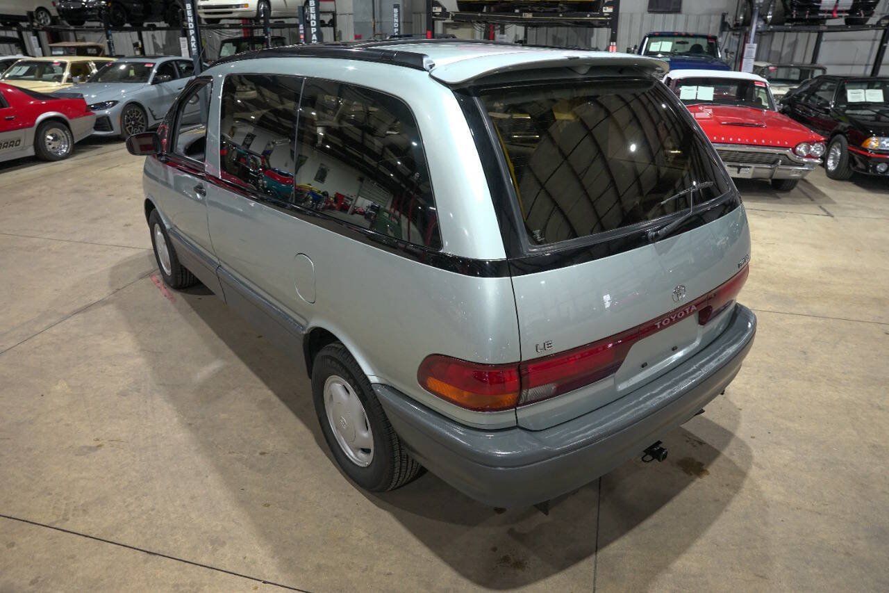 Used 1992 Toyota Previa LE RWD image 16