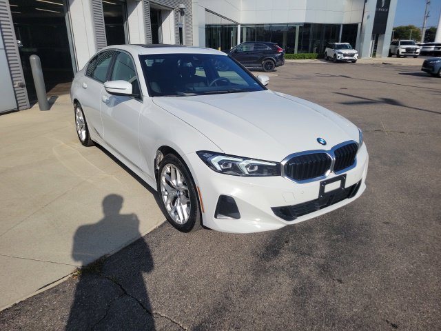 Used 2026 BMW 330i xDrive Sedan AWD/4WD image 8