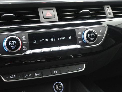 Used 2019 Audi A4 2.0T Premium Plus w/ Premium Plus Package AWD/4WD image 5