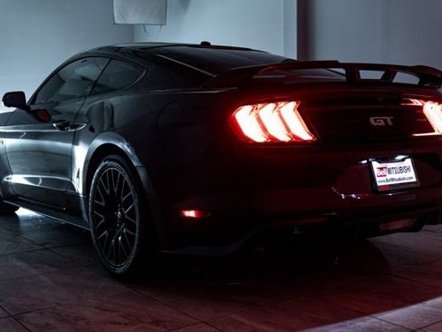 Used 2018 Ford Mustang GT Premium w/ GT Performance Package image 30