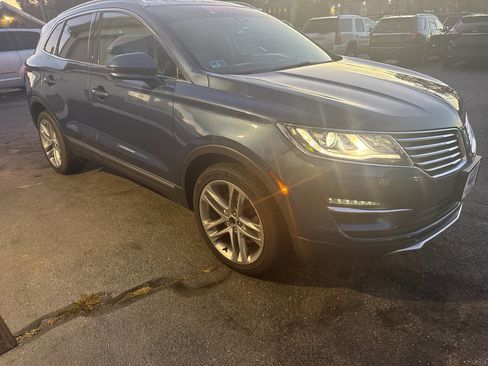 Used 2018 Lincoln MKC Reserve w/ Lincoln MKC Climate Package image 11