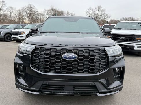 New 2026 Ford Explorer ST-Line AWD/4WD image 2