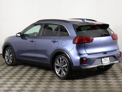 Used 2022 Kia Niro Touring Special Edition image 11