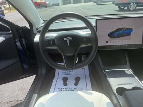 Used 2022 Tesla Model 3 Performance AWD/4WD image 13