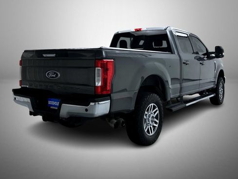 Used 2019 Ford F250 Lariat w/ Lariat Value Package AWD/4WD image 5