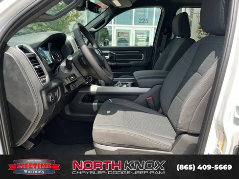 New 2026 RAM 2500 Big Horn AWD/4WD image 3