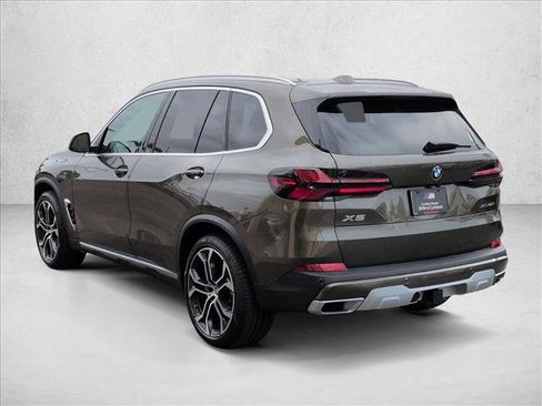 Used 2025 BMW X5 xDrive40i w/ Climate Comfort Package AWD/4WD image 8