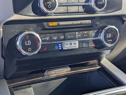 Used 2022 Ford F250 Lariat w/ Tremor Off-Road Package image 25