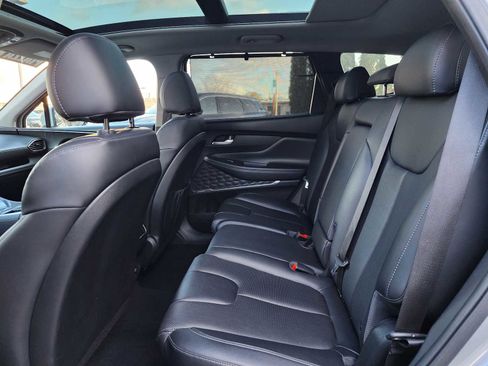 Used 2023 Hyundai Santa Fe SEL Premium image 7