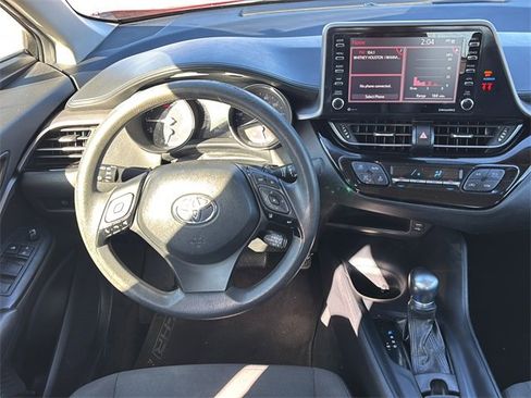 Used 2020 Toyota C-HR LE image 16