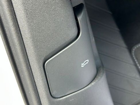 New 2025 Audi Q5 Premium Plus image 72