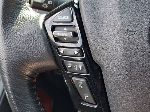 Used 2022 Nissan Frontier PRO-4X AWD/4WD image 22