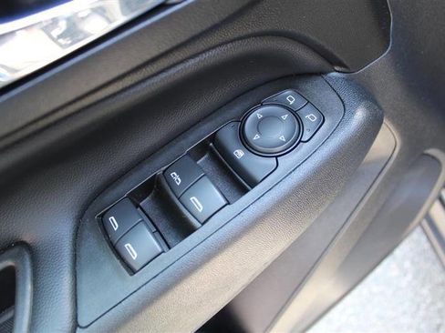 Used 2023 Chevrolet Equinox LT AWD/4WD image 13