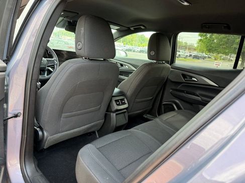 Used 2025 Chevrolet Equinox EV LT image 14