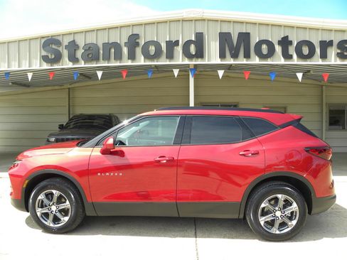 Used 2024 Chevrolet Blazer LT w/ Convenience Package FWD image 1