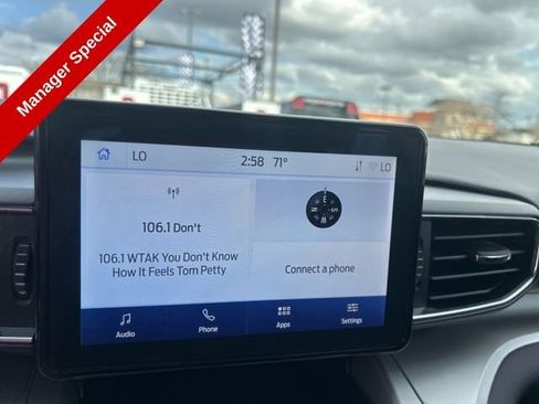 Used 2022 Ford Explorer XLT w/ Equipment Group 202A RWD image 20