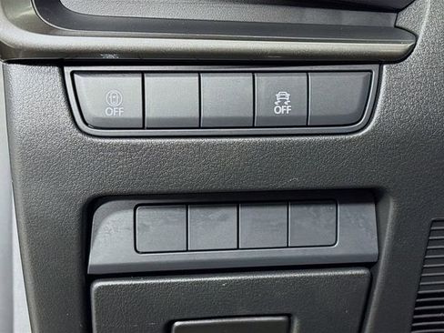 Used 2022 MAZDA MAZDA3 s image 10