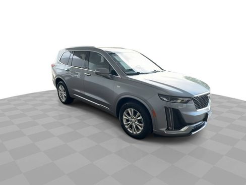 Certified 2024 Cadillac XT6 Luxury AWD/4WD image 2