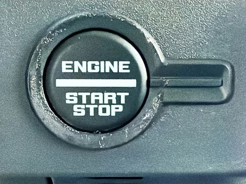 Used 2025 Ford Bronco Badlands AWD/4WD image 34
