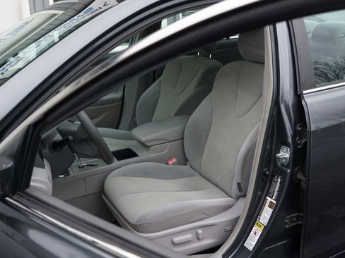 Used 2009 Toyota Camry Hybrid image 38