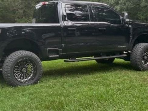 Used 2024 Ford F350 Lariat w/ Lariat Ultimate Package image 5