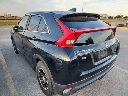 Used 2020 Mitsubishi Eclipse Cross ES image 3