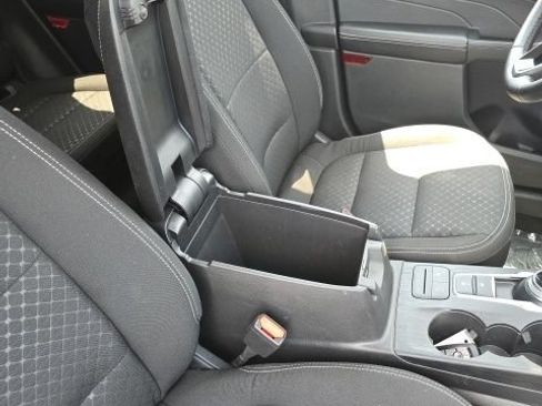Used 2024 Ford Escape Active w/ Cold Weather Package FWD image 36
