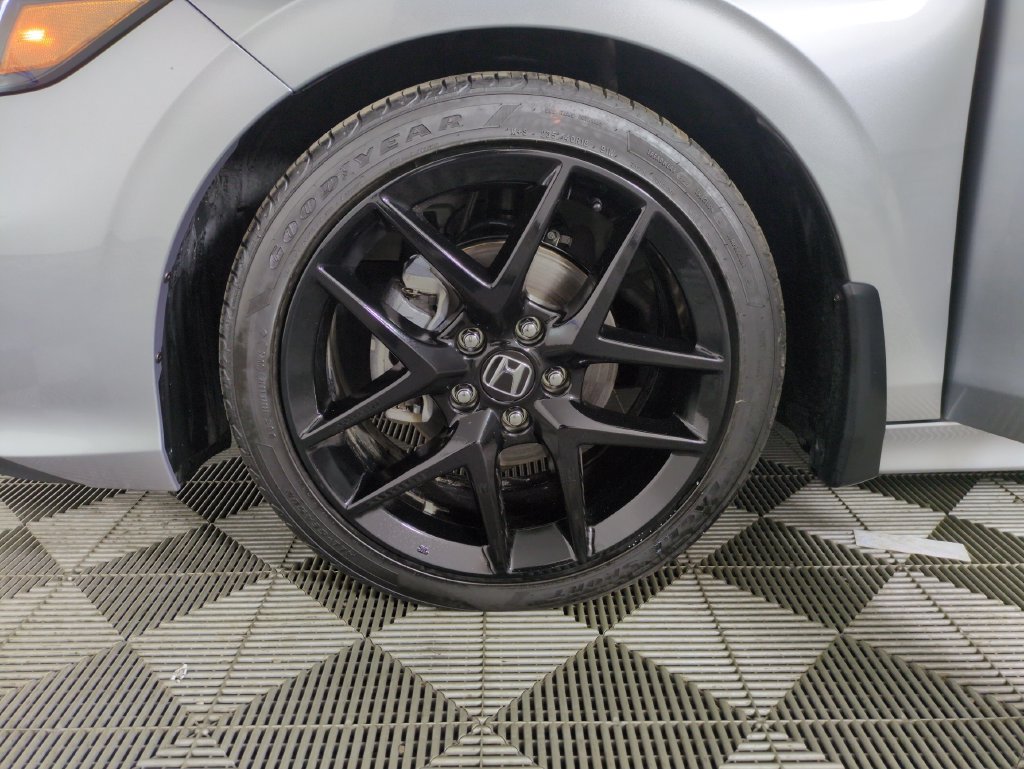 Certified 2025 Honda Civic Sport image 33