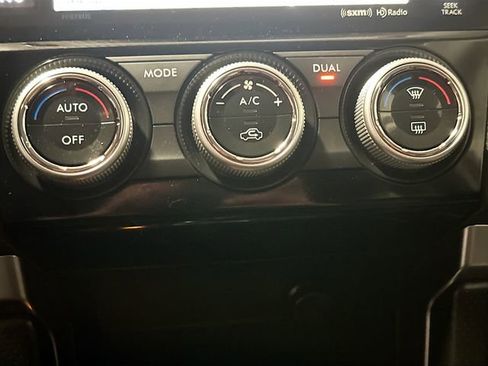 Used 2017 Subaru Forester 2.5i Touring image 17