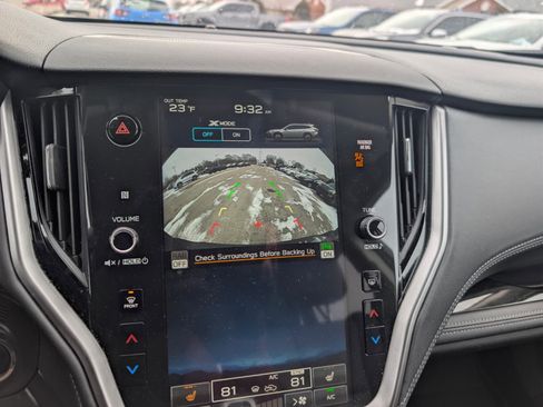 Used 2024 Subaru Outback Limited image 17