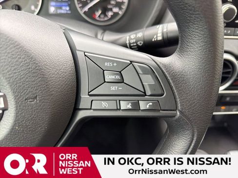 Used 2025 Nissan Sentra S image 23
