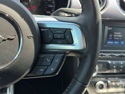 Used 2017 Ford Mustang GT RWD image 20