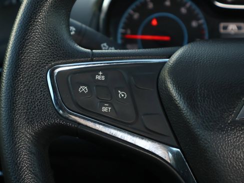 Used 2017 Chevrolet Cruze LT w/ Convenience Package image 12