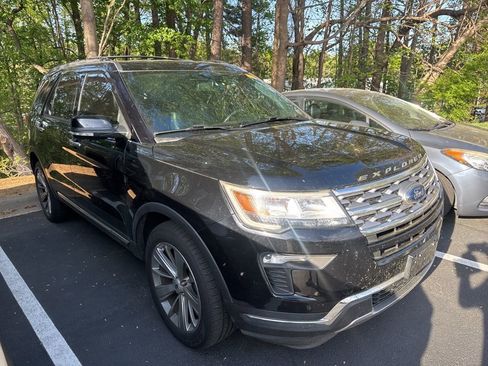 Used 2018 Ford Explorer Limited image 1