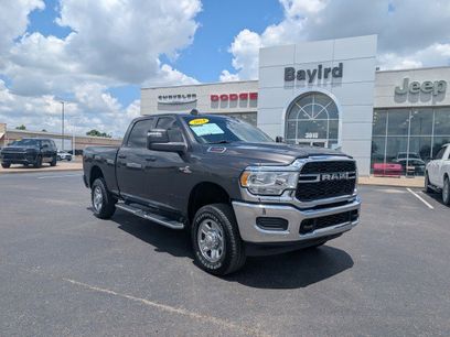 Used 2024 RAM 2500 Tradesman w/ Chrome Appearance Group