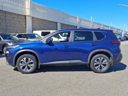 Used 2022 Nissan Rogue SV AWD/4WD image 7