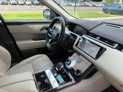 Used 2021 Land Rover Range Rover Velar S AWD/4WD image 12