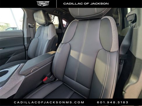 New 2026 Cadillac Optiq Sport 1 image 21