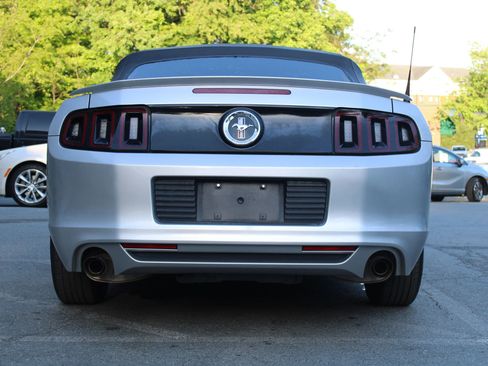 Used 2014 Ford Mustang Premium RWD image 5